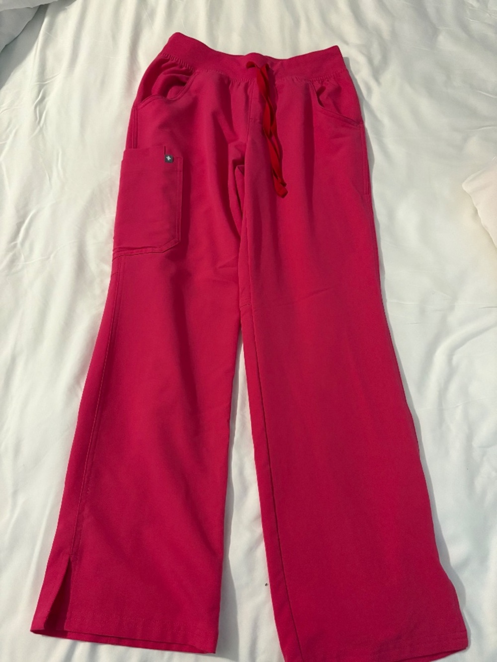XS-P Shocking Pink Kade Petite Cargo Scrub Pant